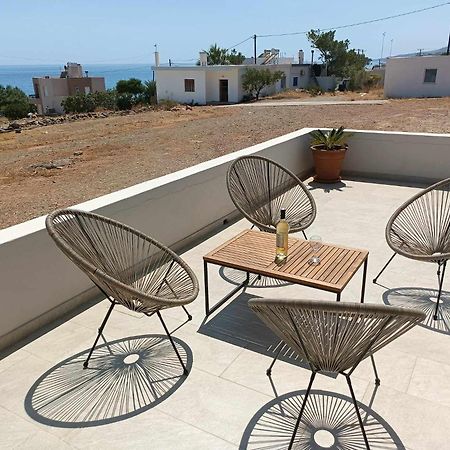 הוילה Makrýgialos Sea View Pine House מראה חיצוני תמונה