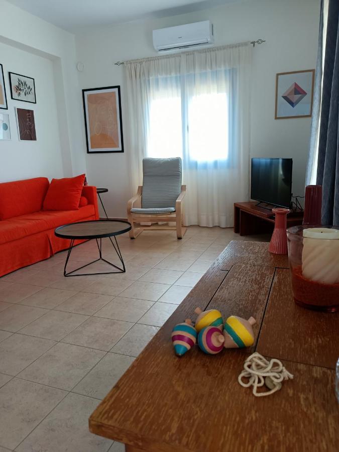 הוילה Makrýgialos Sea View Pine House מראה חיצוני תמונה