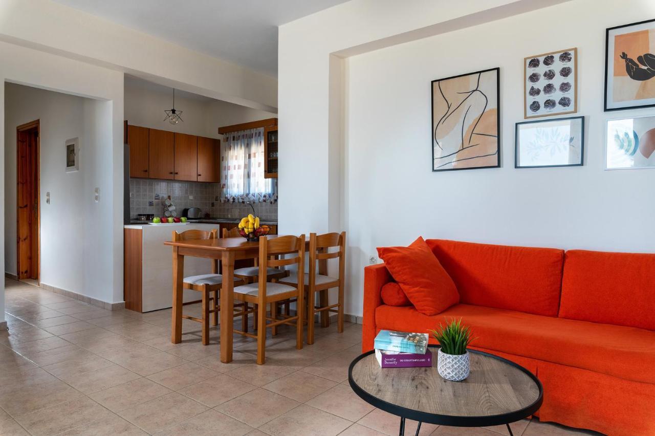 הוילה Makrýgialos Sea View Pine House מראה חיצוני תמונה