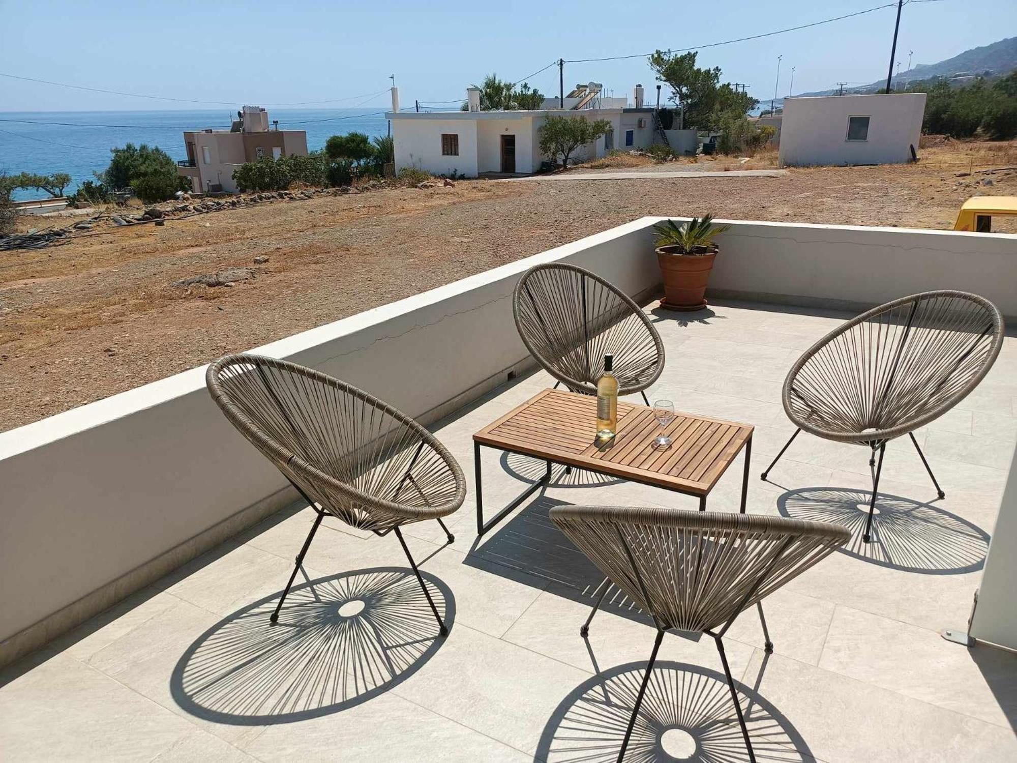 הוילה Makrýgialos Sea View Pine House מראה חיצוני תמונה